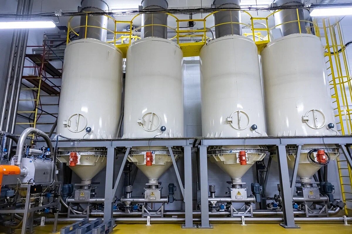 © Правительство Калининградской области / gov39.ru (Сухарный завод оснащен новейшим оборудованием, позволяющим максимально эффективно организовать производственный процесс)