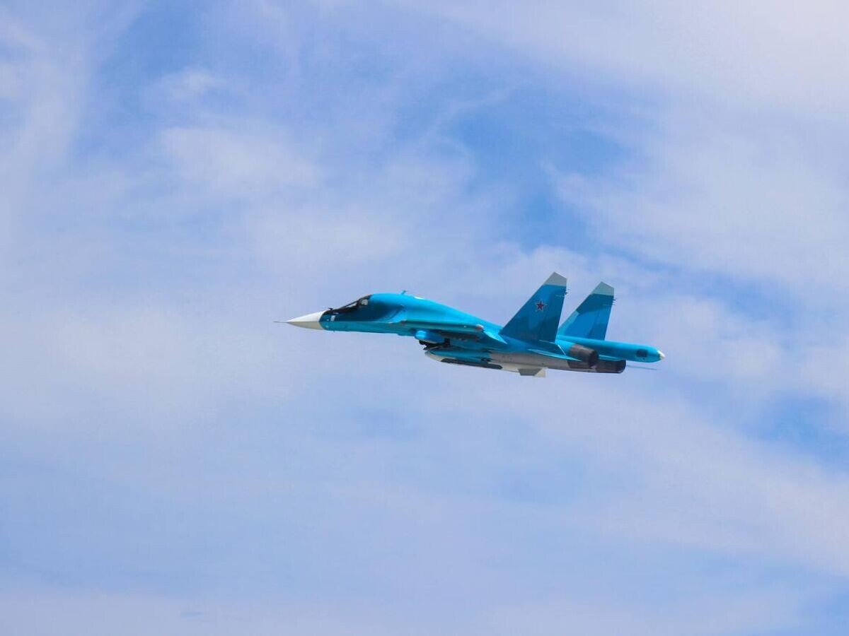    Бомбардировщик Су-34, предоставленный Минобороны России Объединенной авиастроительной корпорацией Ростех© Ростех
