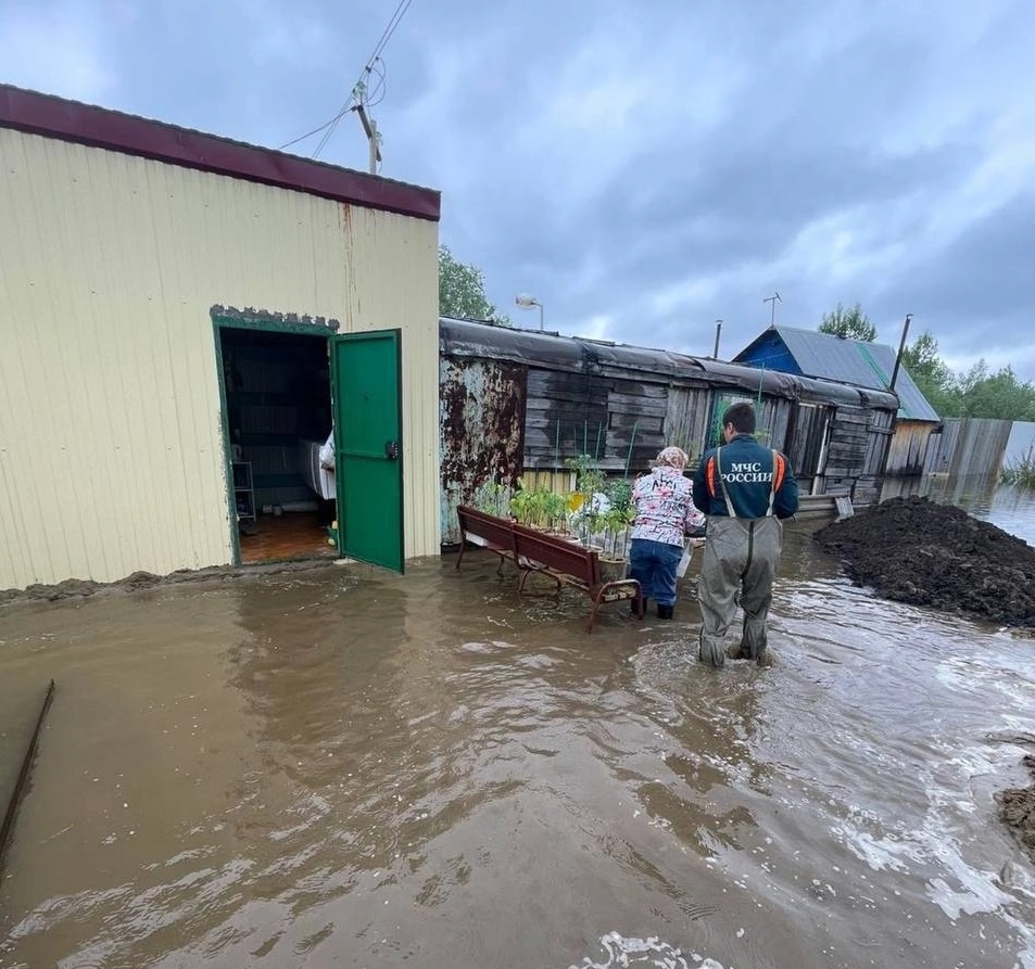    Уровень воды в реке Ляпин у Саранпауля превысил 12 метров