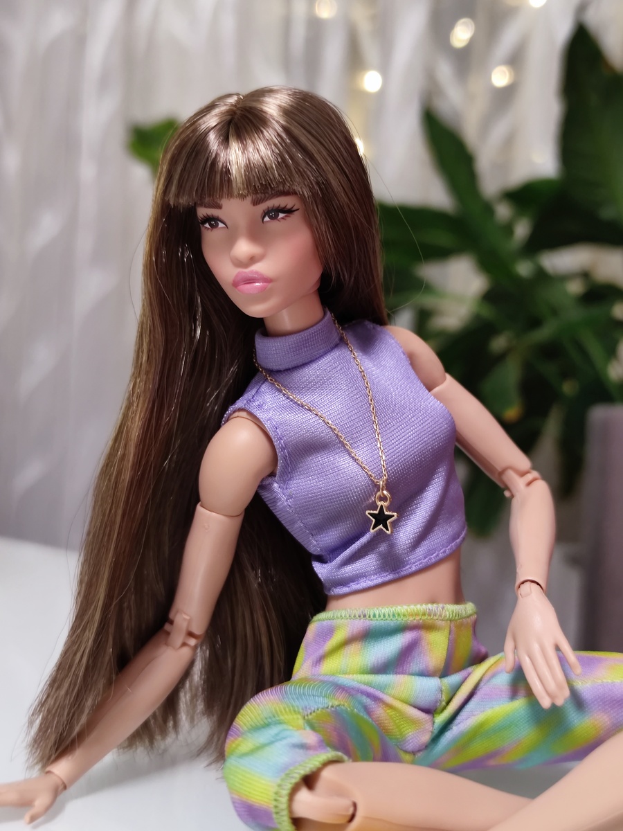 Barbie Looks #24 на молде Симона и теле Хайди