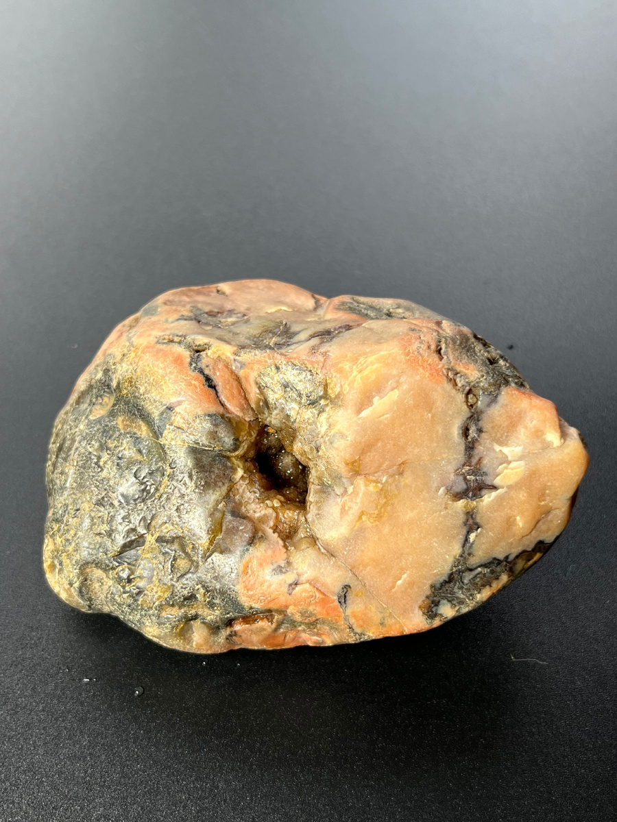 Как называется минерал я не знаю 