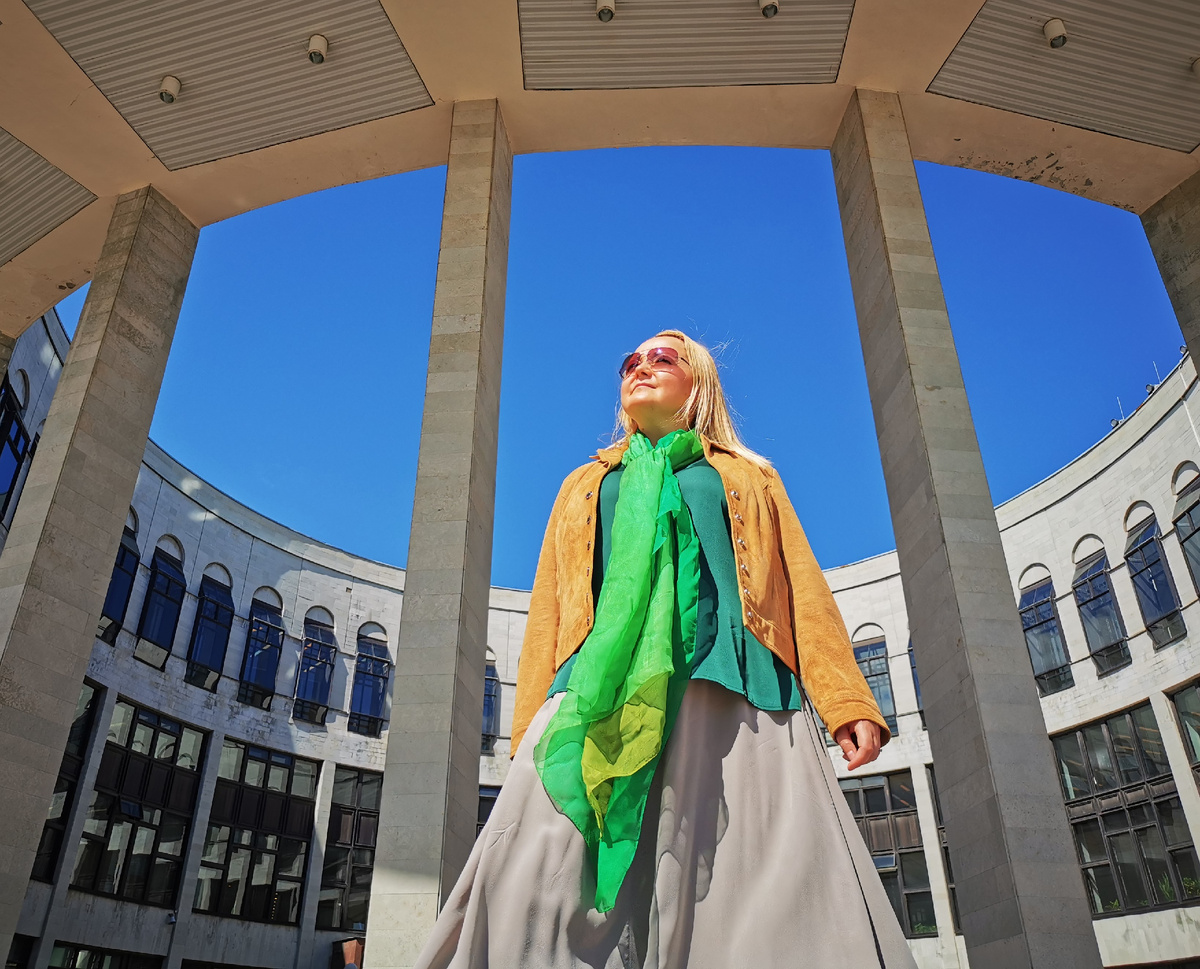 Жанна Швыдкая, писатель, автор книг "Огранка" и "Метаморфоза" декалогии "Гравитация жизни"