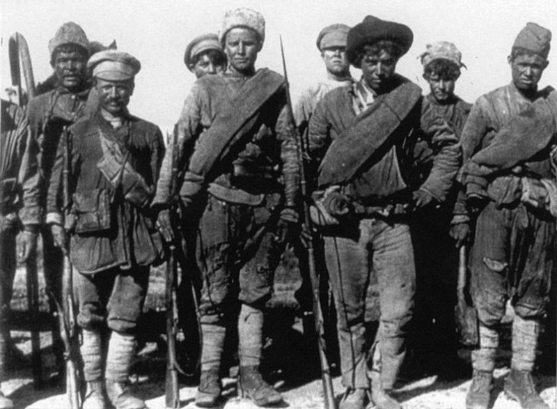 Одно из подразделений армии Колчакии. 1919 год.