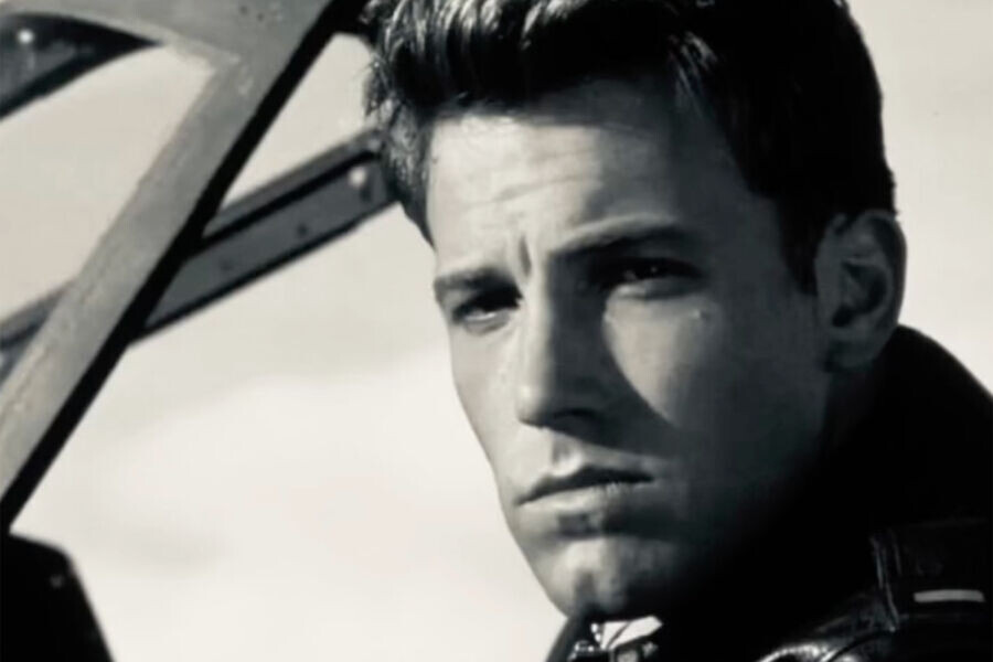    Фото: @jlo Софья Чулкова