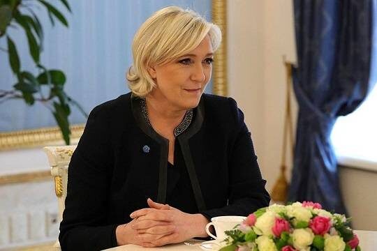    Ле Пен назвала Евросоюз токсичным объединением