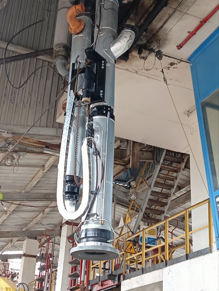 Телескопическая наливная труба установки тактового налива