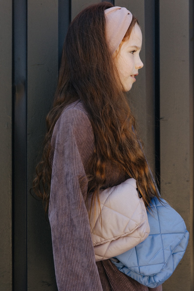 Вельветовое платья, повязка, стёганые сумки