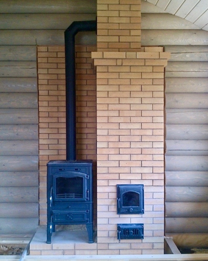 Подключение печи Guca LAVA в кирпичный дымоход