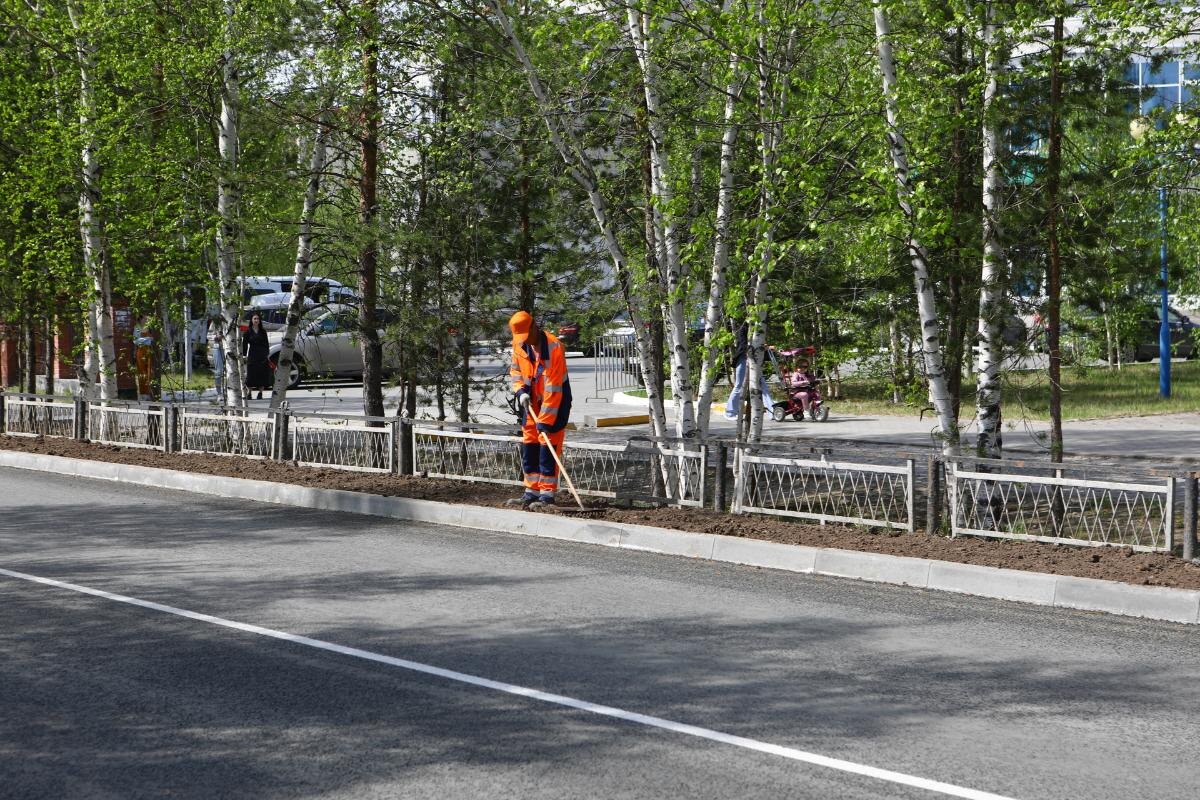    В Белом Яре и Солнечном завершается дорожно-ремонтная кампания