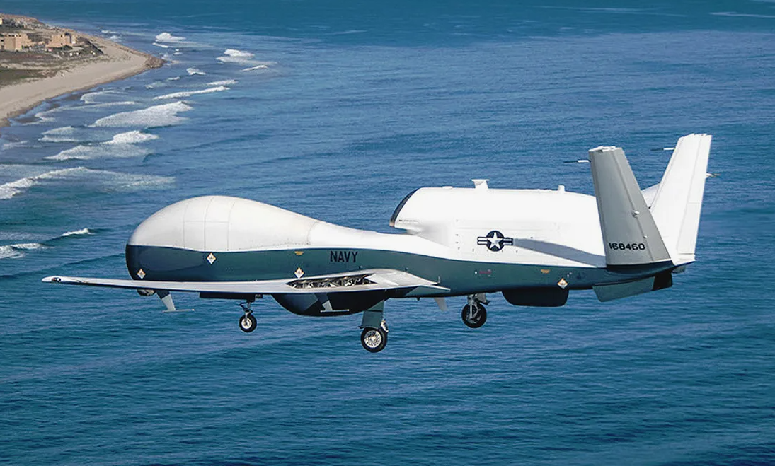 Редактировать галереюMQ-4C Triton