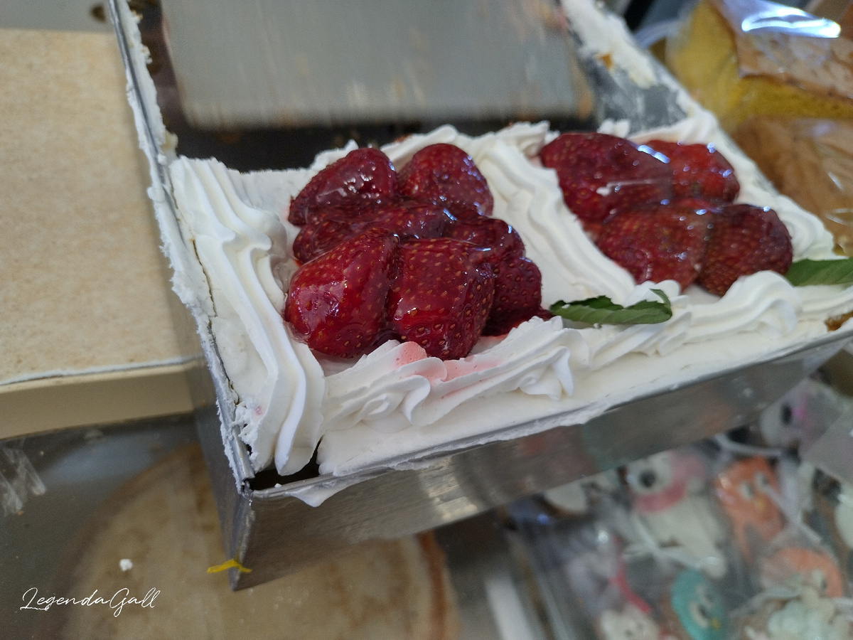 Клубничка с мятой