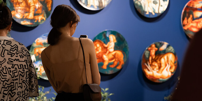    В Санкт-Петербурге завершилась ярмарка искусства 1703.