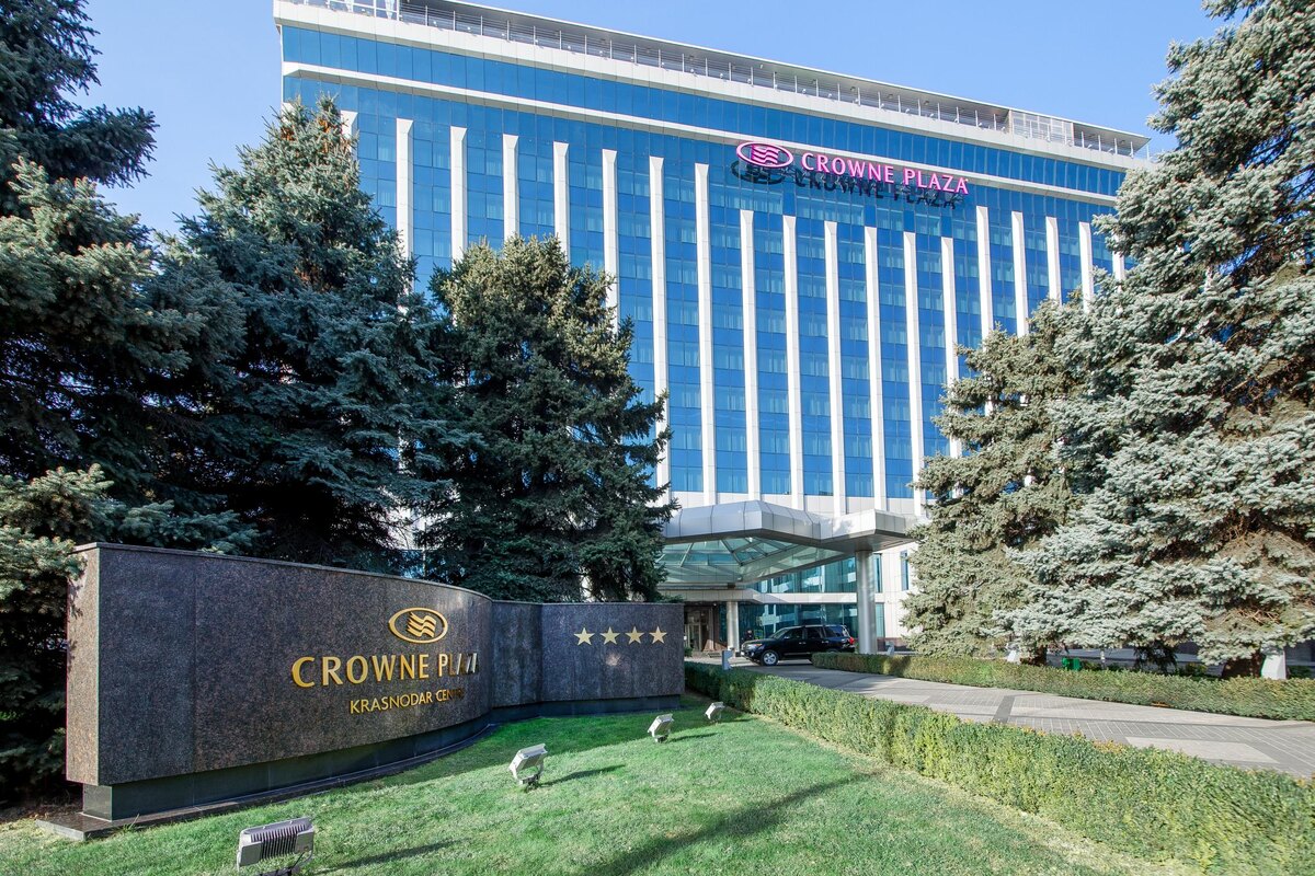  Гостиница Crowne Plaza