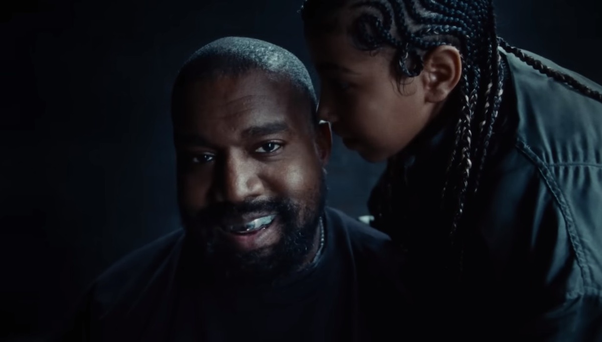 Канье вест 2023. Kanye west пластины. Kanye west 2021. Kanye west talking once again. Kanye west talking once again.