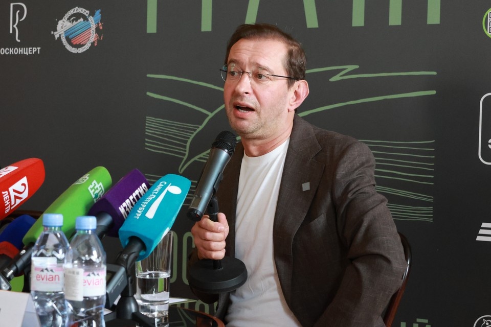    Примечательно, что на оба спектакля аншлаг. Вероника ОВСЯННИКОВА