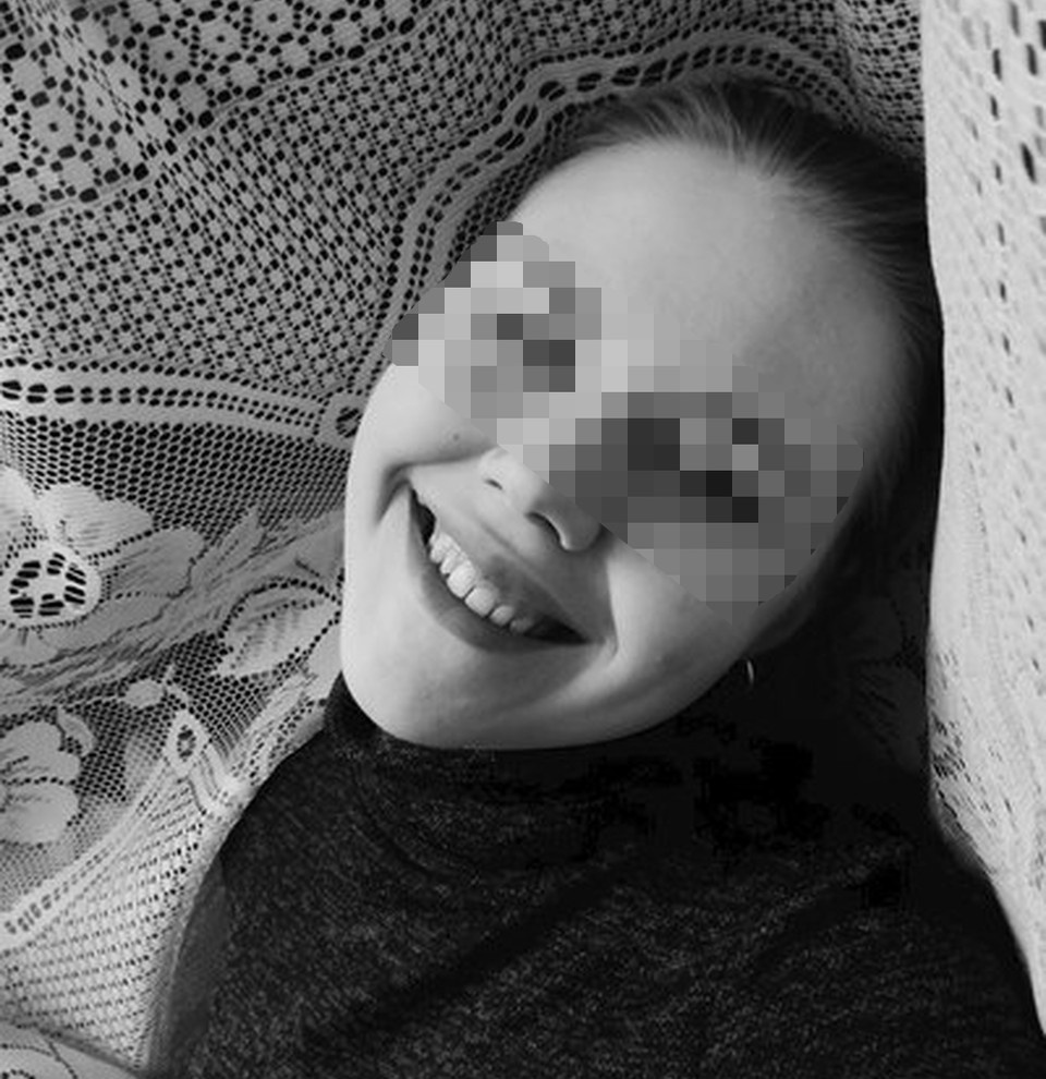    Девушка загорала на пляже. Неизвестно, пользовалась ли она кремом. Фото: личная страница ВКонтакте
