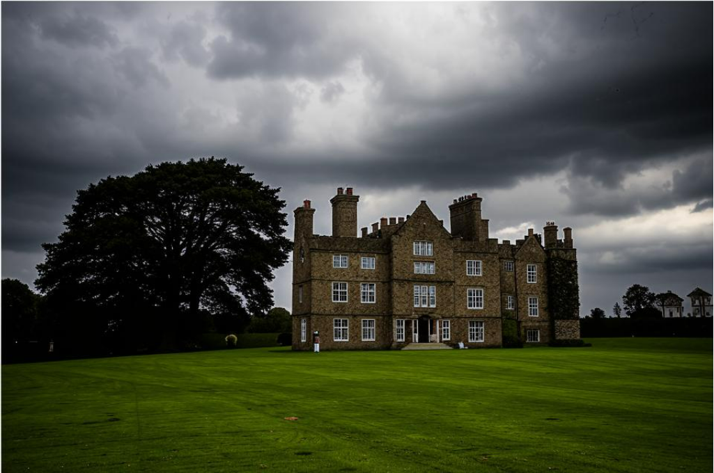 Изображение сгенерировано нейросетью 