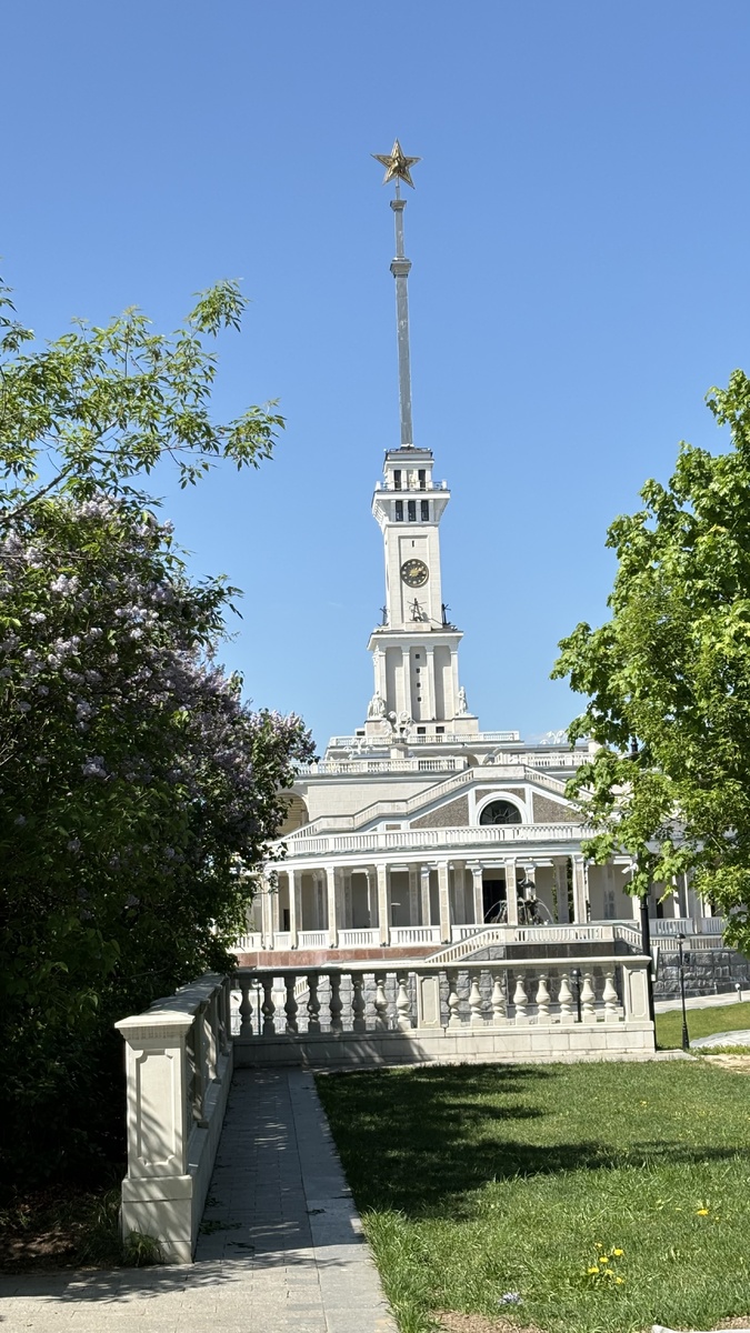 Здание Речного вокзала