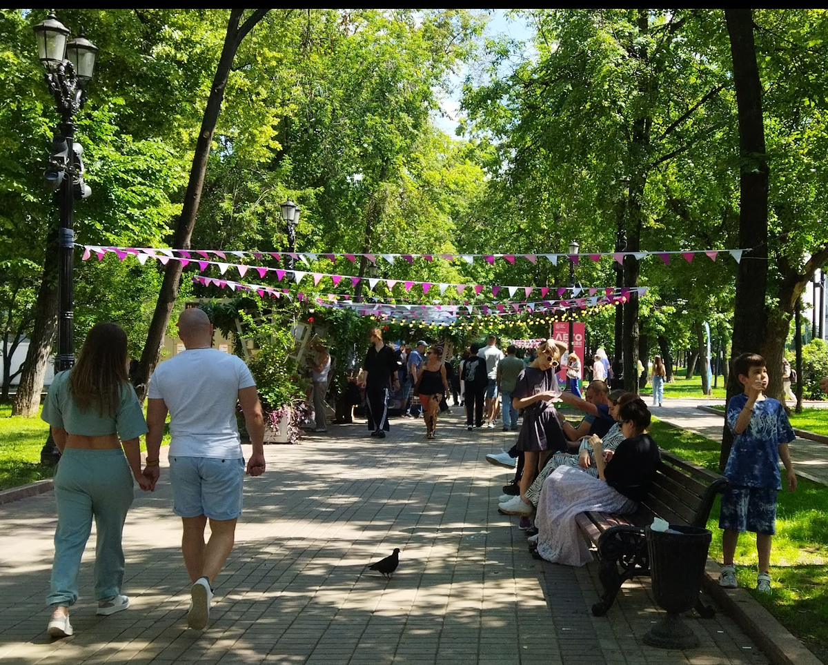 Здесь и далее, если не оговорено иное, фото скромного автора статьи. И неожиданный эпиграф из раннего одного иноагента "Ты помнишь, как все начиналось? Все было впервые и вновь...." 