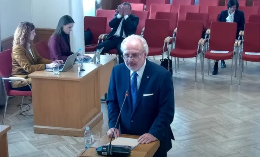 Экс-президент Латвии Эгилс Левитс утверждает: интеграция - это лучшее, что может быть для русских детей в Латвии © соцсети / трансляция