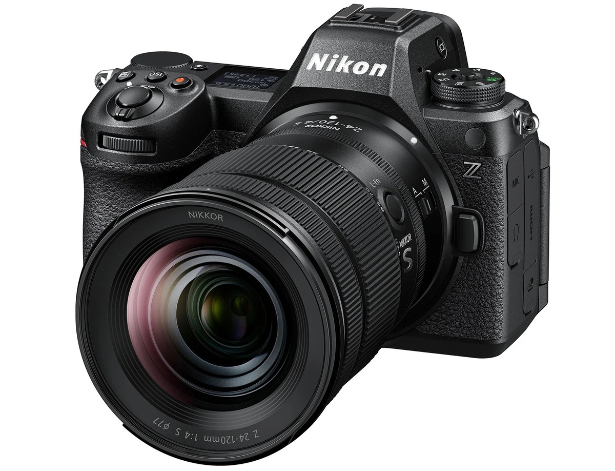 Nikon Z6 III с объективом Nikon Z 24-120 мм f/4