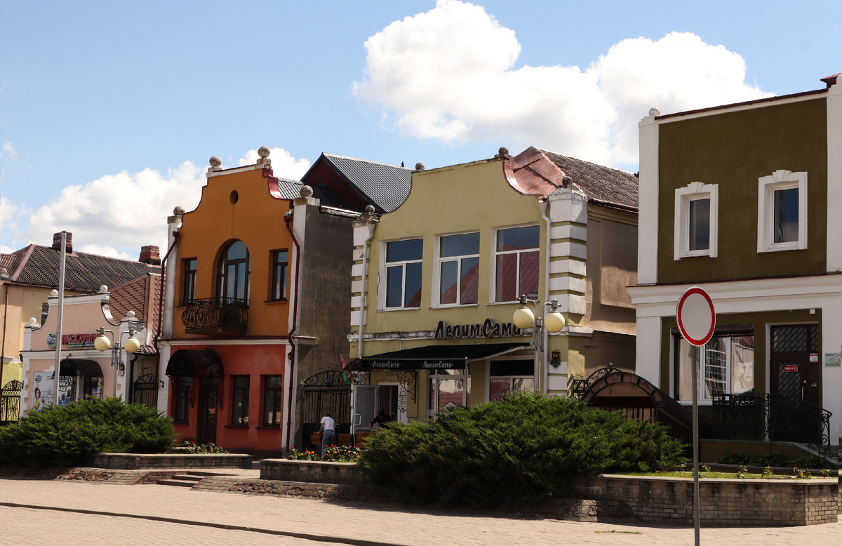 На улицах города Дятлово. Фото М. Самолевич