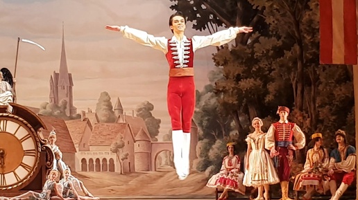 Как летает Дмитрий Смилевски - Молодой Премьер Большого театра