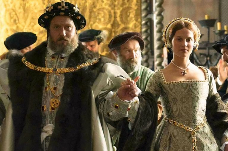 Интересно, что Екатерина Парр — последняя, шестая (и умудрившаяся пережить мужа-женоубийцу), супруга Генриха VIII — меньше своих предшественниц интересовала кинематографистов, скорее всего, именно...
