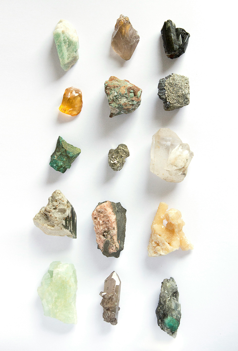 https://unsplash.com/s/photos/precious-stones