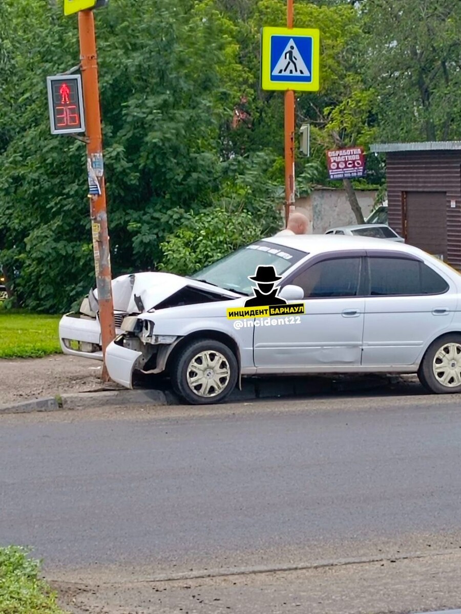    Авария в Барнауле. Источник: "Инцидент Барнаул"