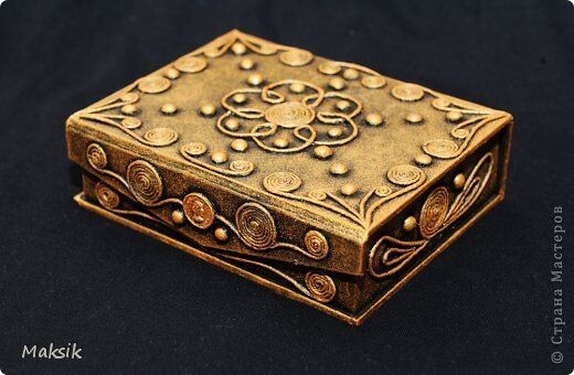 Шкатулка в технике Пейп-арт. Источник: https://ru.pinterest.com/pin/772719248558720798/