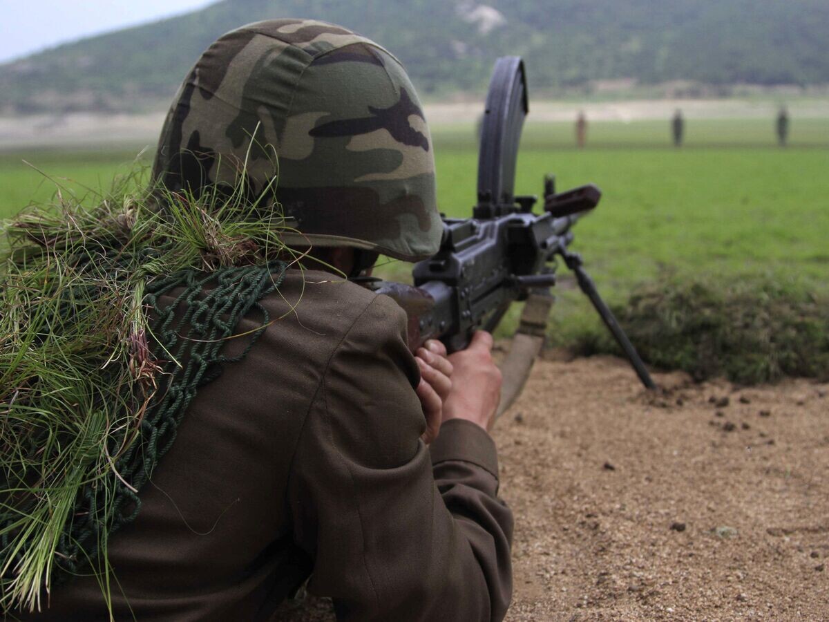    Южнокорейский военный© AP Photo / Jon Chol Jin