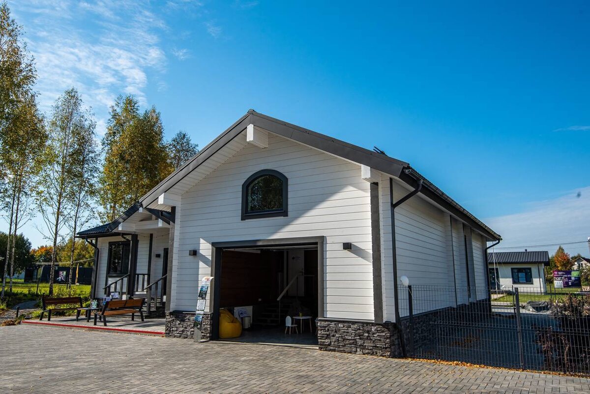 Курганинске готовый дом гараж