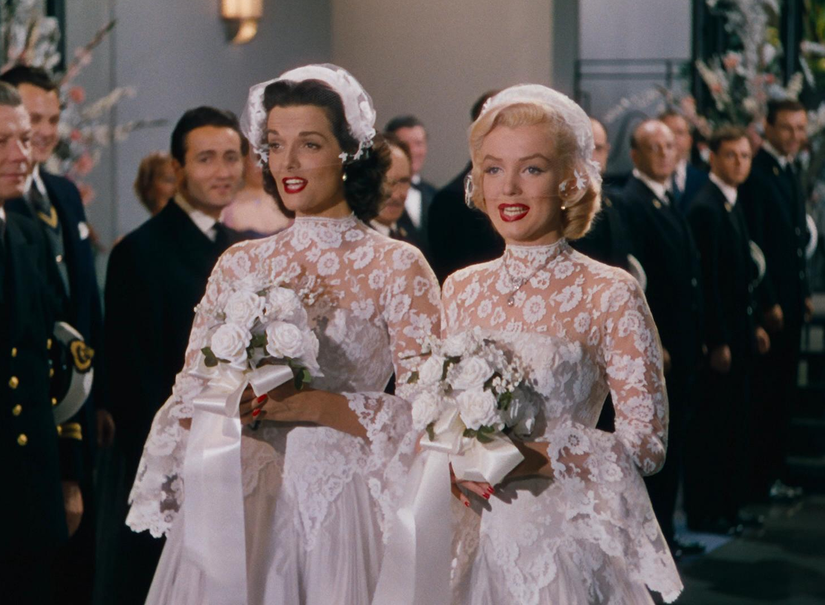 Кадр из фильма "Джентльмены предпочитают блондинок" (1953)