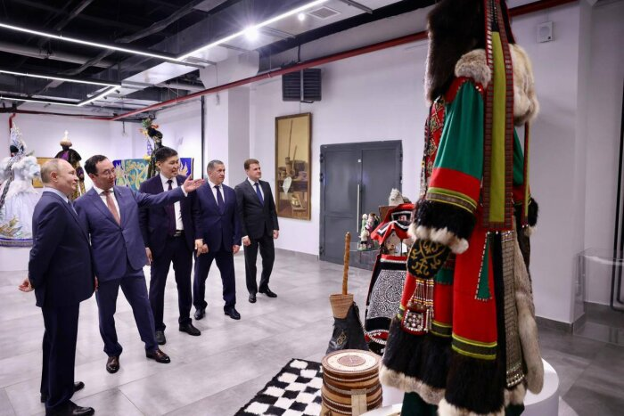 Владимир Путин сегодня работает в Якутске. Фото: телеграм-канал главы Якутии Айсена Николаева