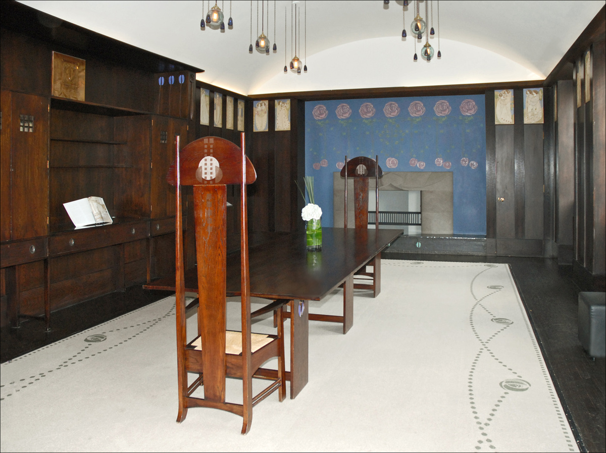 Ч. Р. и М. Макдональд. Дом любителя искусства. Столовая. 1901. Парк Беллахьюстон, Глазго Ч. Р. и М. Макдональд. Дом любителя искусства. Столовая. 1901. Парк Беллахьюстон, Глазго