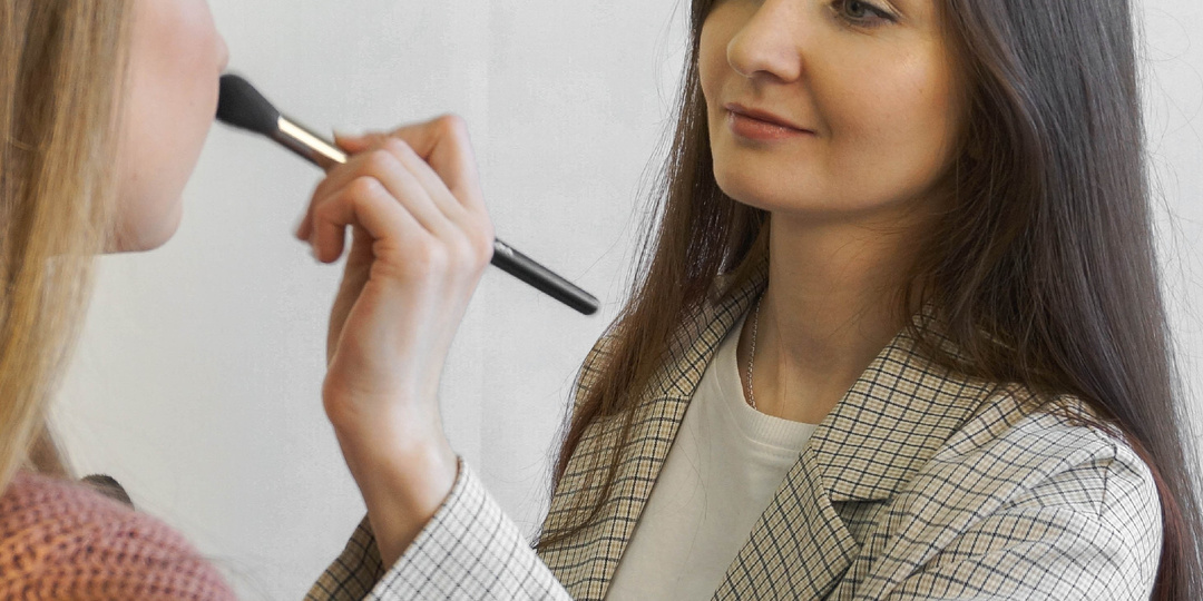 "Сама работает так, как надо" - что говорят визажисты о кистях M.Art