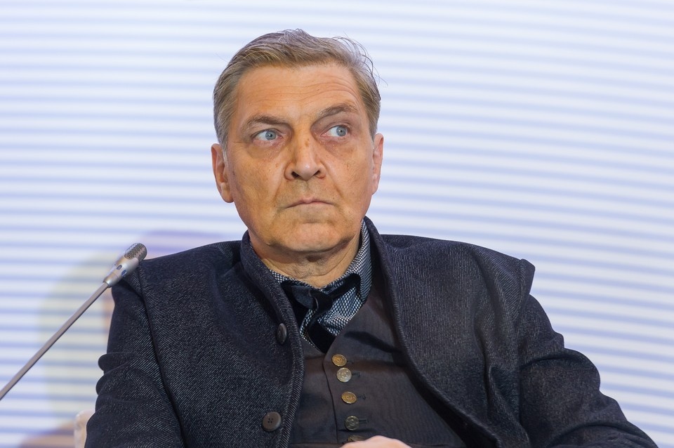    В феврале 2023 года иноагента Невзорова приговорили к восьми годам колонии по статье о распространении фейков о российских военных. Олег ЗОЛОТО