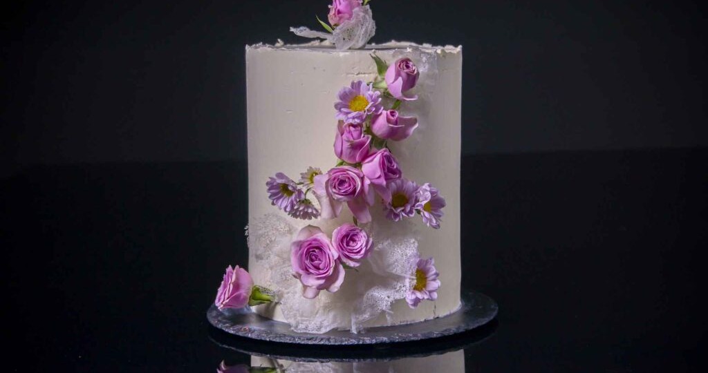 Крем для покрытия торта, которому не страшна дальняя дорога