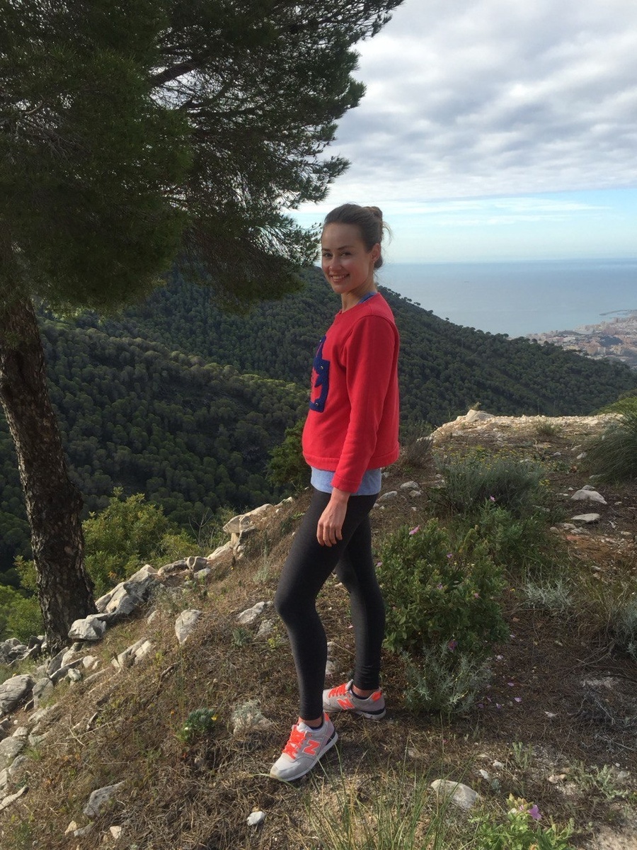 На фото: ведущая прогноза погоды на канале "ТВЦ" Анастасия Ларионова