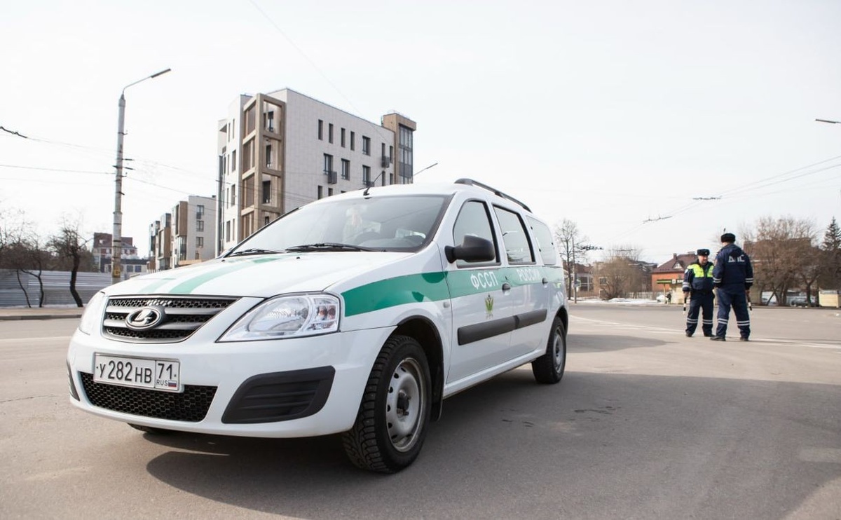 Рейд ГИБДД и судебных приставов: в Тульской области поймали более 200  водителей-должников | Myslo.ru | Дзен