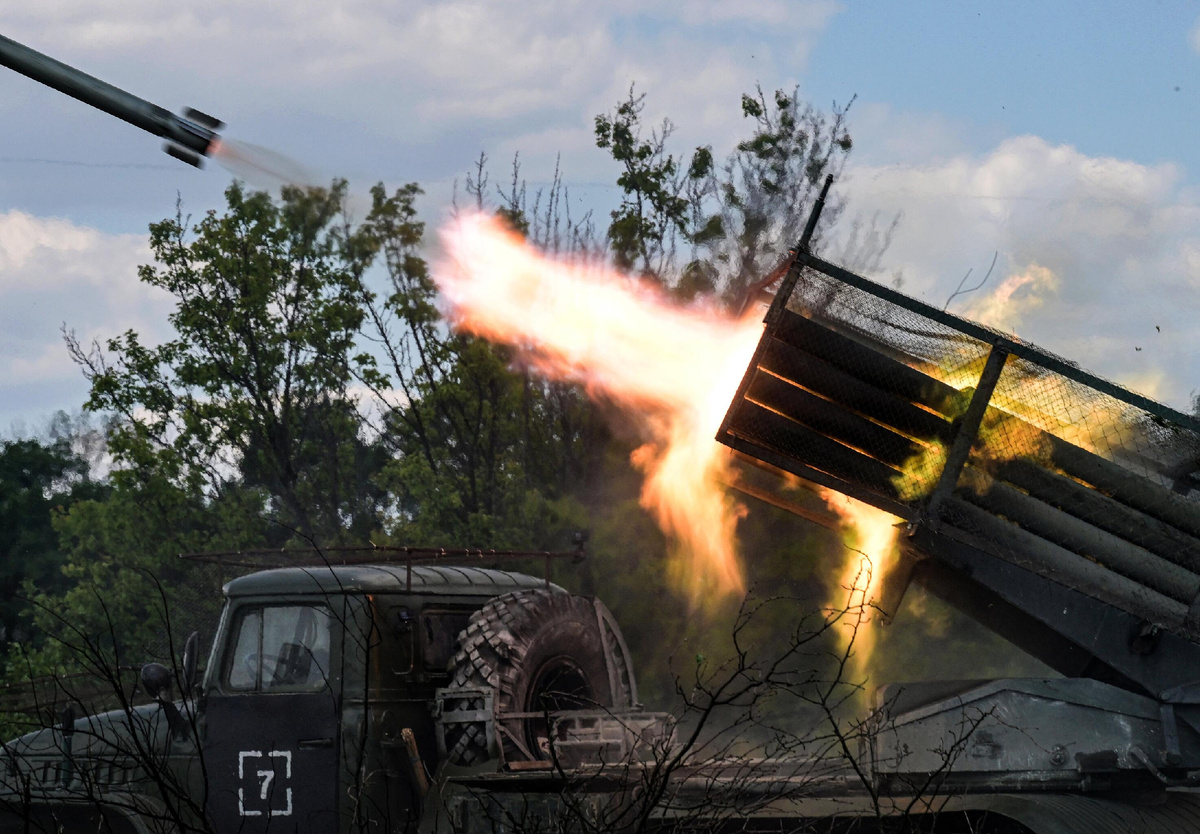 Боевая работа реактивной артиллерии ВС РФ © Sputnik / Евгений Биятов
