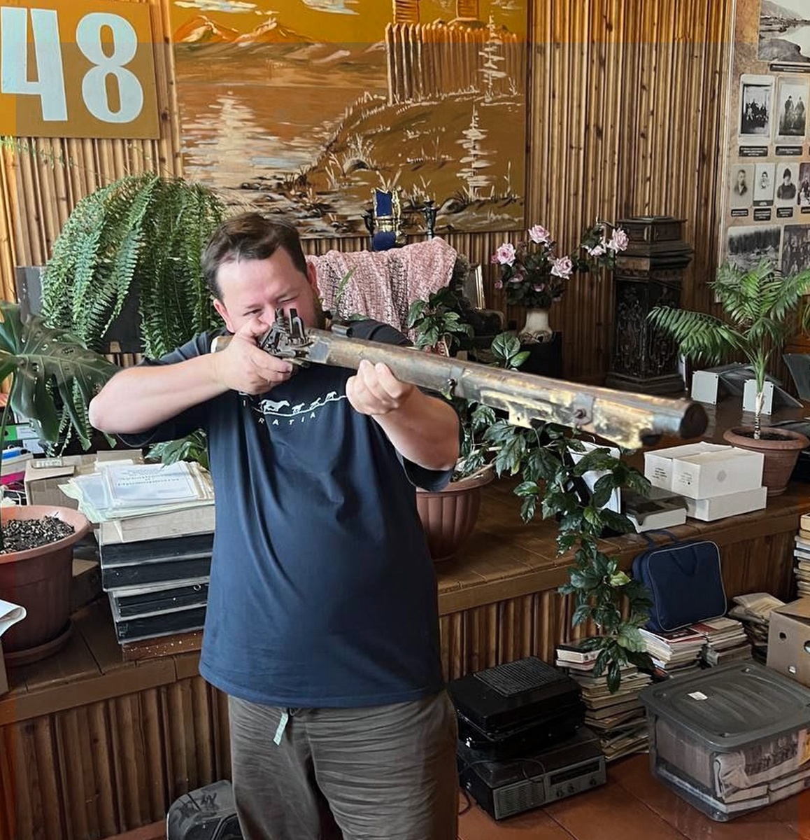  📷 📷 📷 📷 📷 📷   Пищаль из школьного музея Баргузина - фото