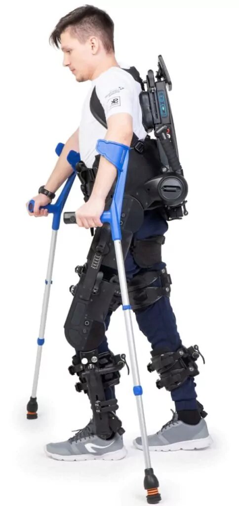 Пример использования экзоскелета в помощь людям https://medica-astra.ru/katalog/reabilitacziya/vosstanovlenie-navykov-hodby/ekzoskelet-dlya-reabilitacii-exoatlet/