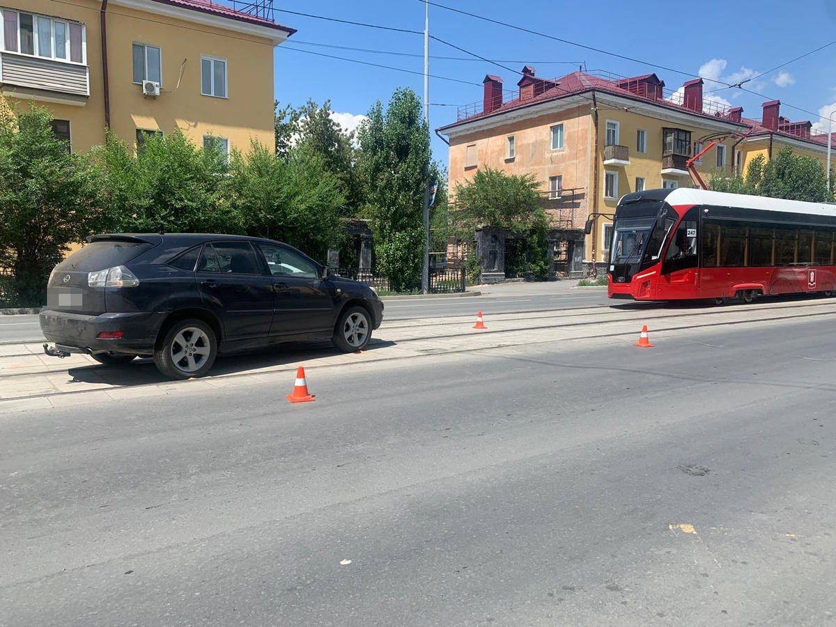 📷    В Новотроицке водитель «Лексуса» сбил пенсионерку на пешеходном переходе Кристина Просвиркина