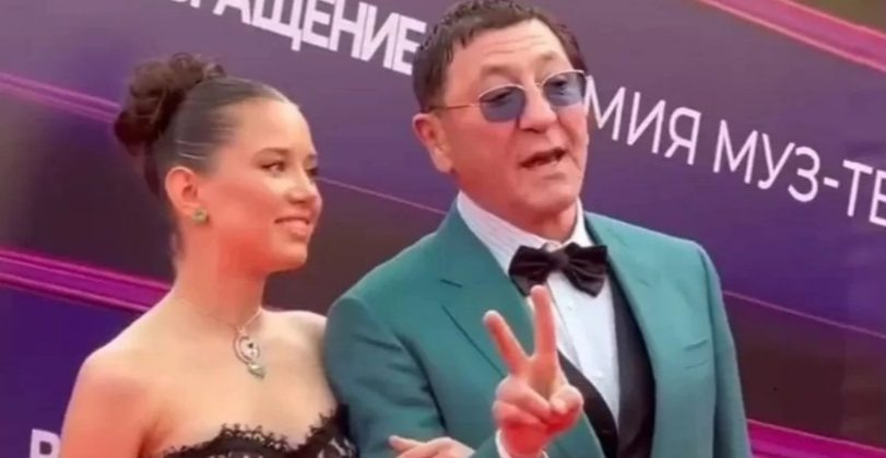    Григорий Лепс и Аврора Киба редакция RTWeek