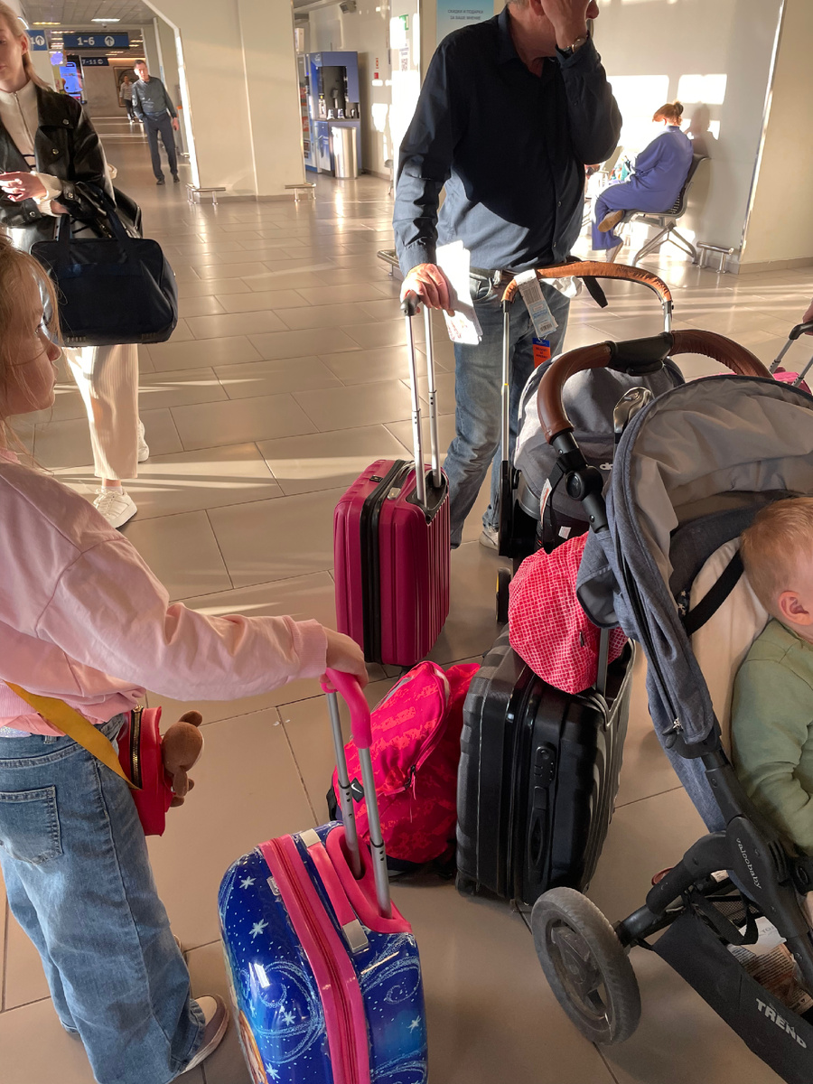 Про сумочку с Чебурашкой забыла упомянуть