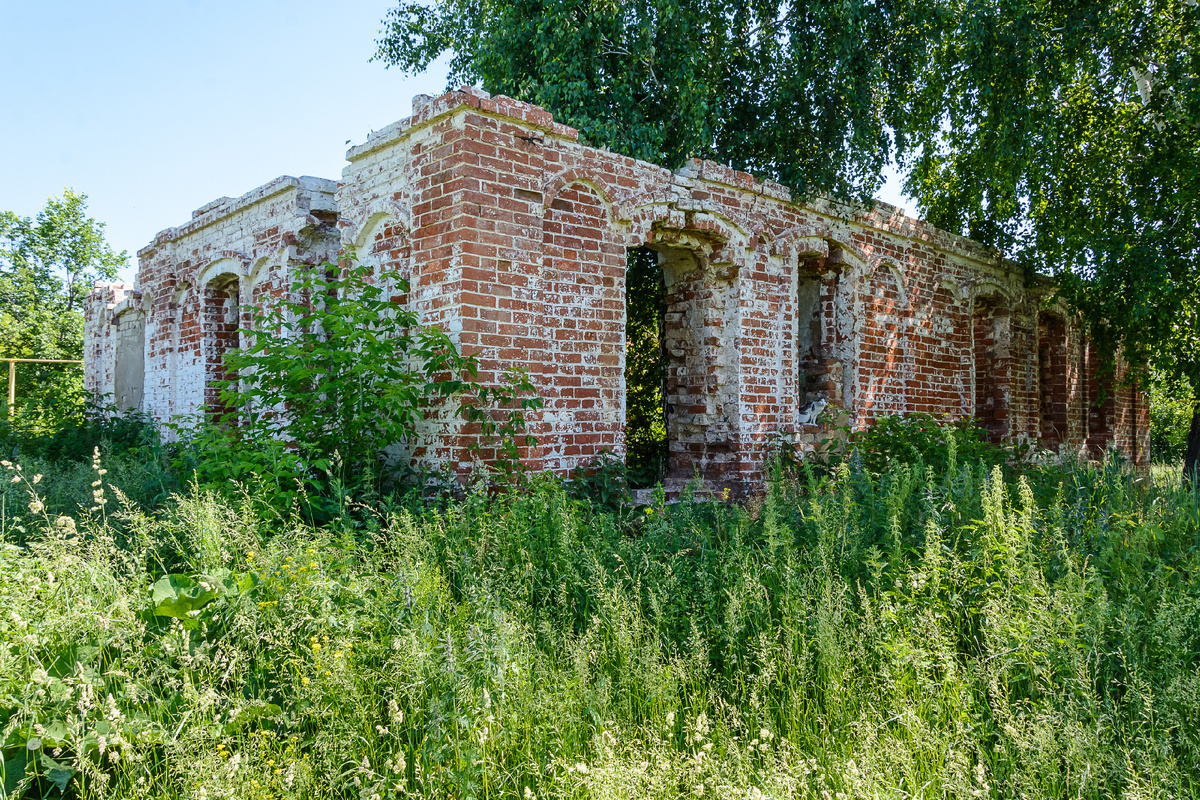 Руины дома лесничего в Большой Рязани
