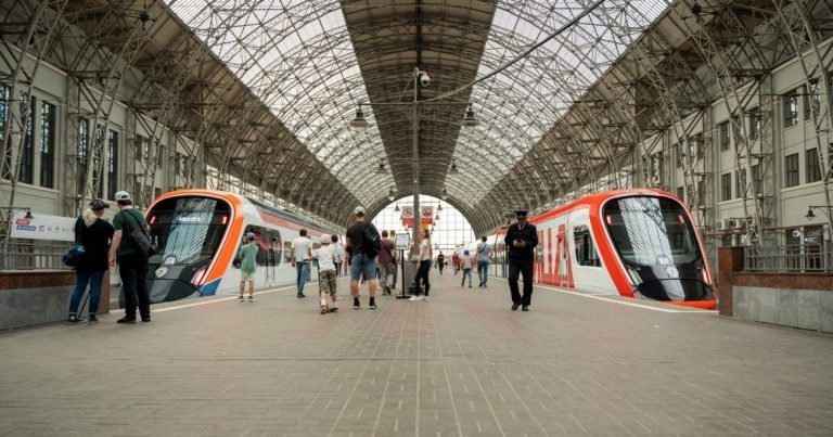 Поезда «Иволга», запущенные на МЦД в 2019 году, идут в ногу со временем и развиваются вместе с городом.