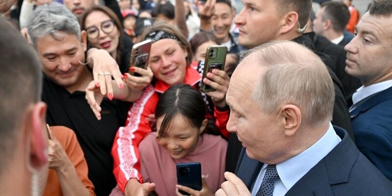    Кадр из видео